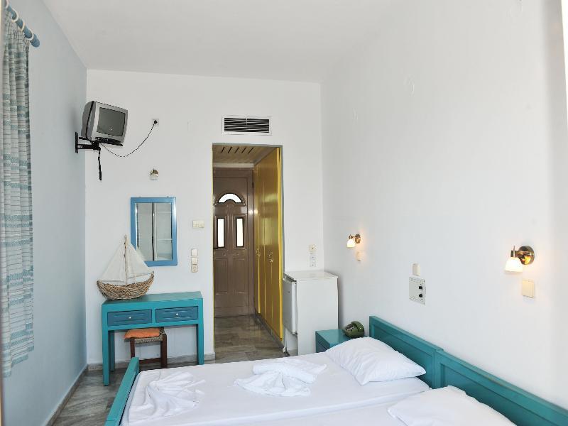 Mykali Hotel Питагорио Екстериор снимка