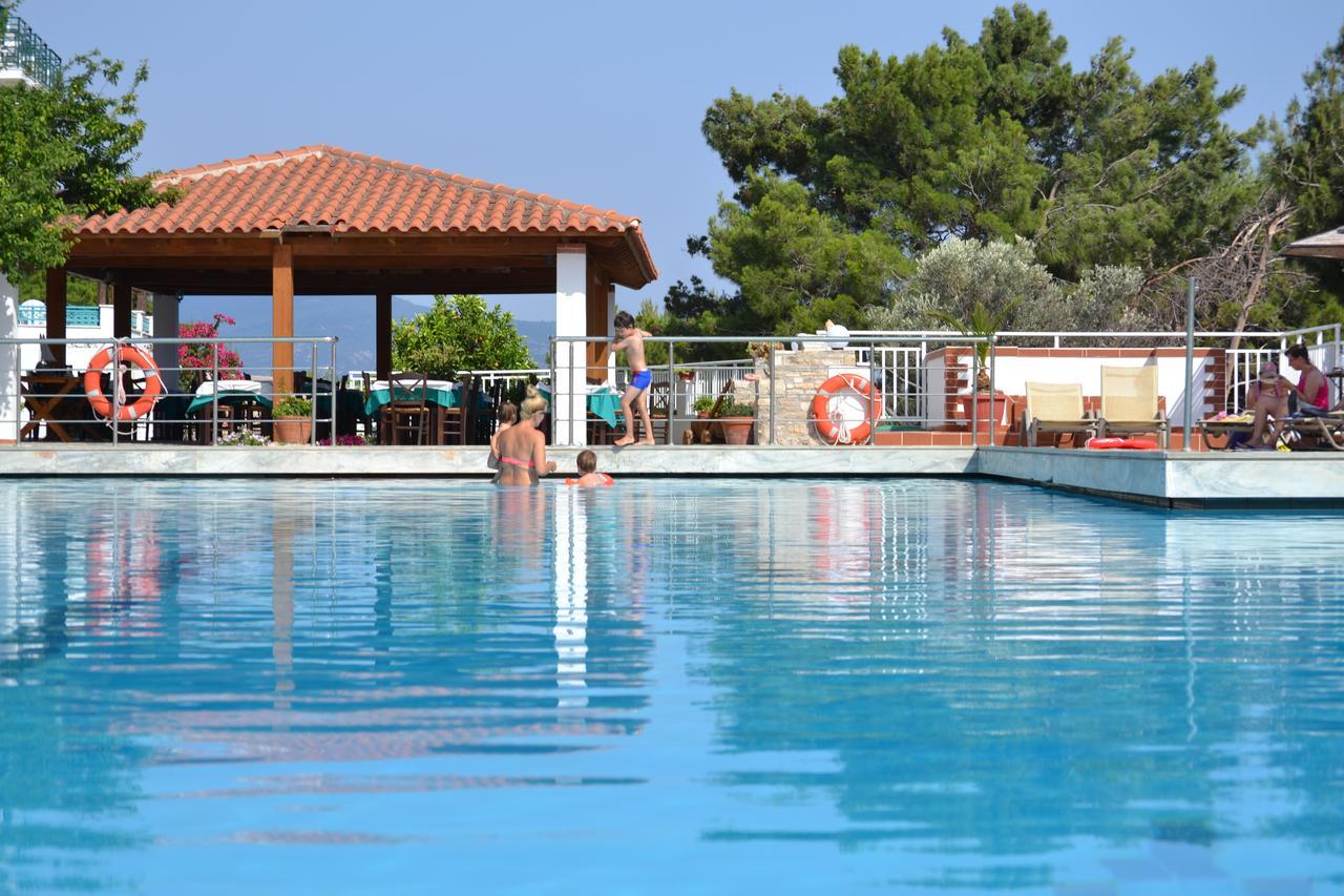 Mykali Hotel Питагорио Екстериор снимка